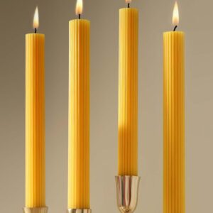 4 Pack Natural Beeswax Taper Candles 8inchs, Dripless and Smokeless Beeswax Candles, 9Hrs Burn Time Beeswax Candlesticks for Purified Air Spa Relaxation Christmas Home Decor(4pcs)